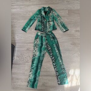 Green Snakeskin Print Suit Set